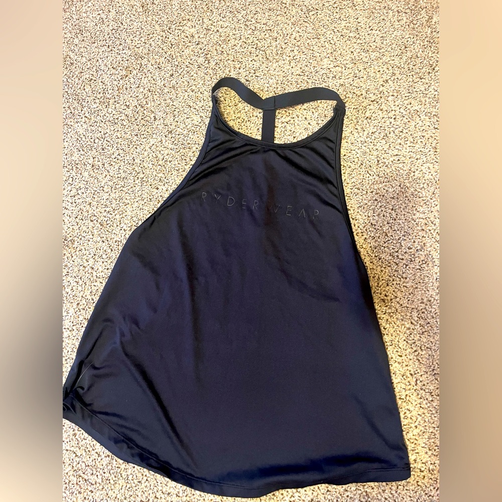 New muscle open back tank t strap butter soft never worn perfect condition
